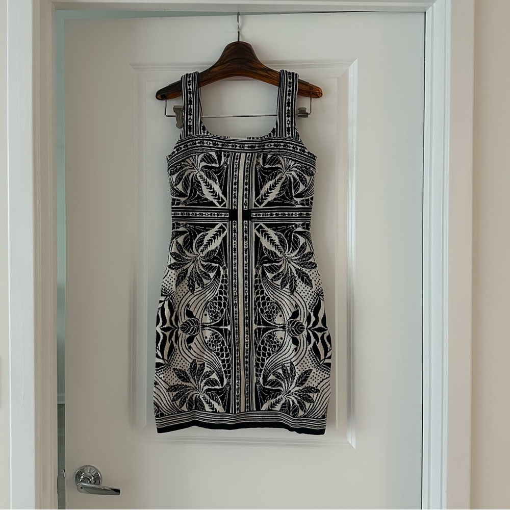 Farm Rio Off-White Scarf Knit Mini Dress - Picture 4 of 7